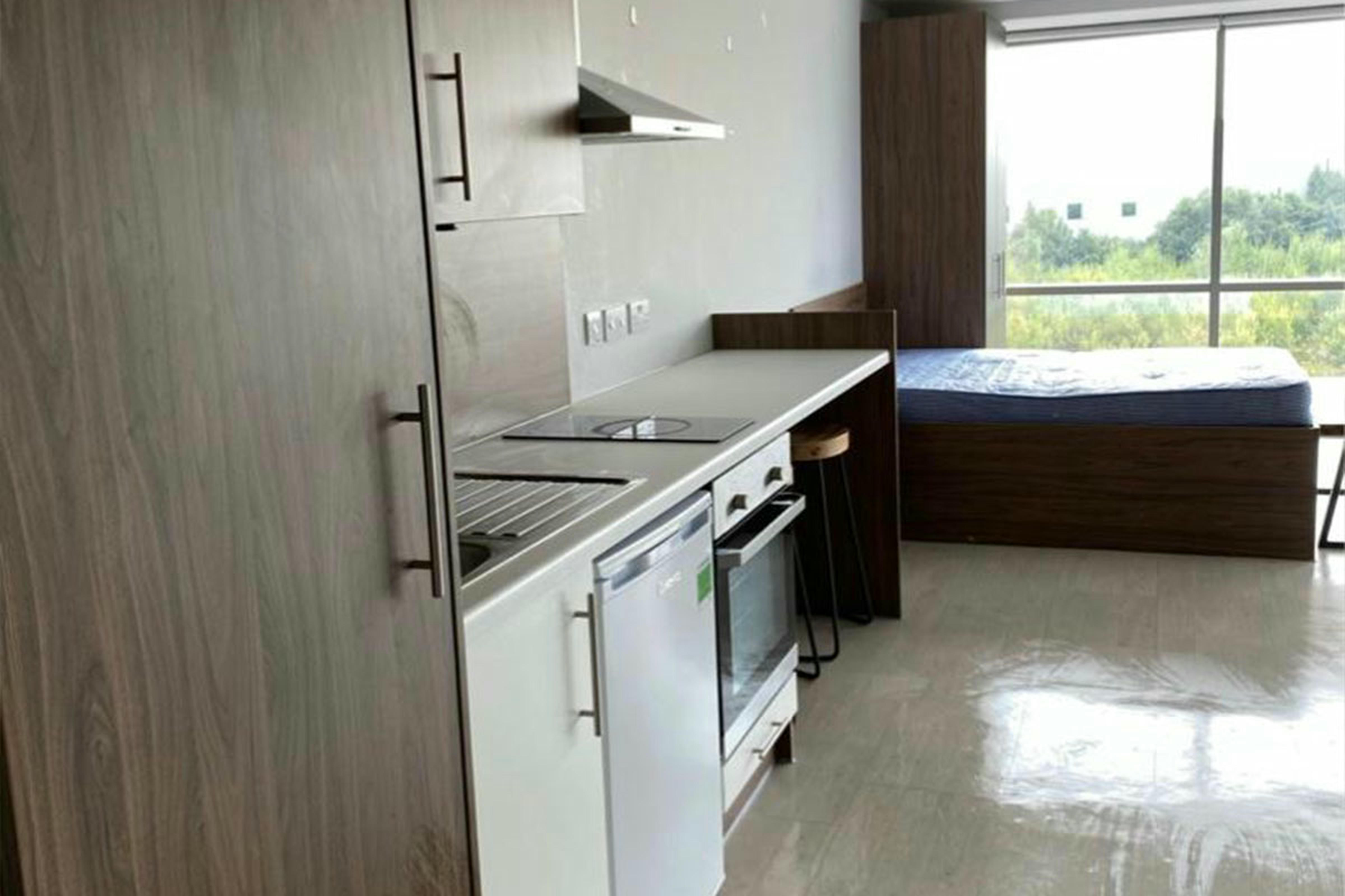 EStudent Accommodation Clean